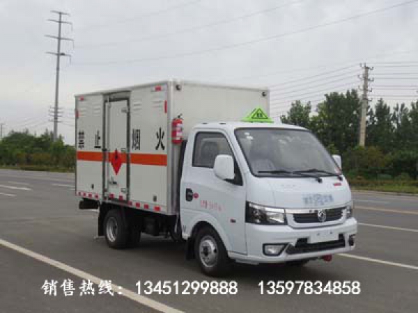 東風途逸雜項危險物品廂式運輸車(汽油國六)